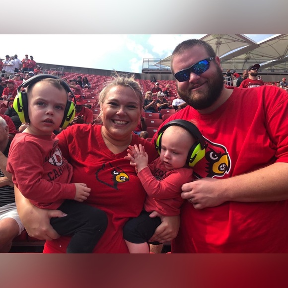 Meet your Posher, Emily - Picture 6 of 7